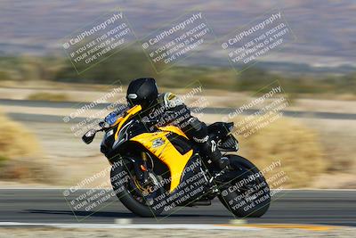 media/Jan-13-2024-SoCal Trackdays (Sat) [[9c032fe5aa]]/Turn 14 (10am)/